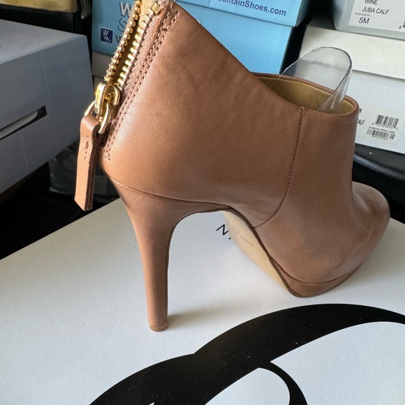 Nine West Bootie! - Picture 2 of 4